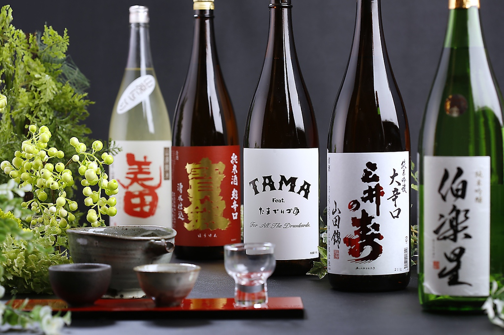 福岡の地酒は長浜の新鮮な地魚との相性抜群！九州の焼酎も多数取り揃えております