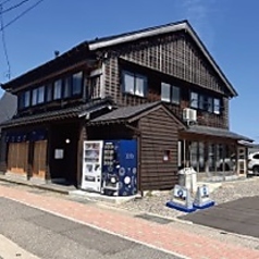 カウンター席でゆったりとお食事をお楽しみいただけます◎