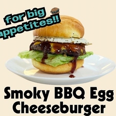 【がっつり食べたい方に!!】スモーキーBBQエッグチーズバーガー