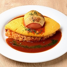 香ばし焼きチーズと甘完熟トマトのバジリコオム