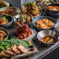 【ここでしか出逢えない味】 伝統の韓国料理にモダンなセンスをプラスした、オンリーワンの一皿をお届け。驚きと感動が詰まった絶品創作料理をご堪能ください！