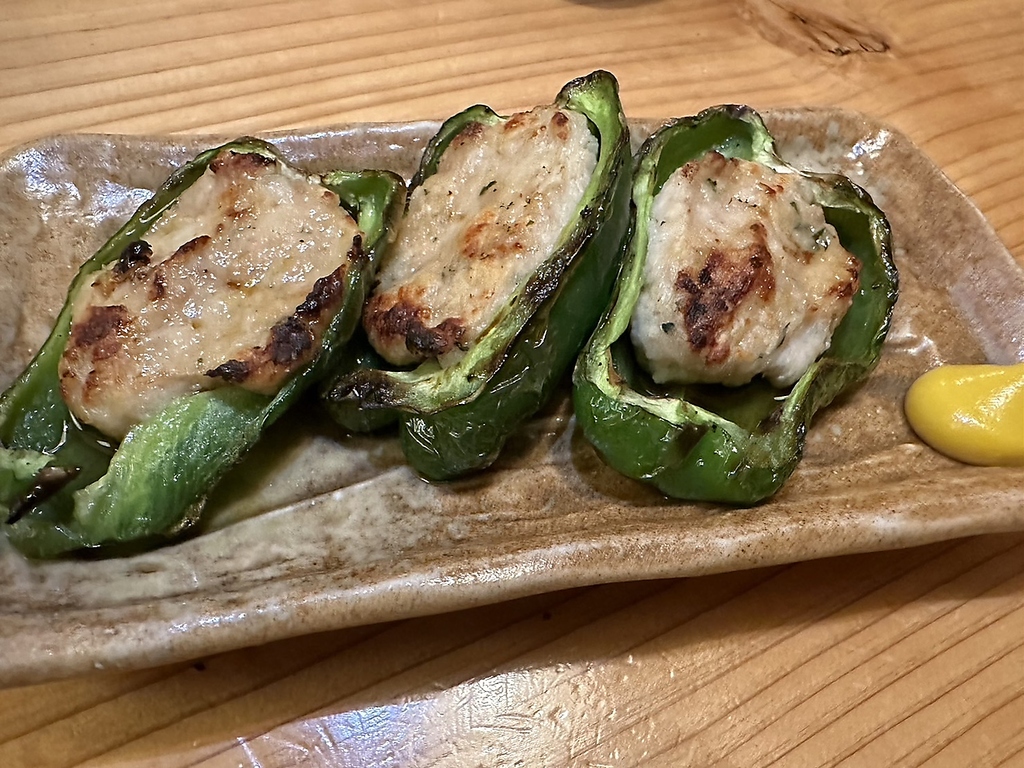 焼き鳥屋 わらじん 春日野道本店の写真ギャラリー