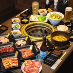 厳選されたお肉、コース料理やセットメニューも豊富に取り揃え、気楽に焼肉を堪能していただけます♪