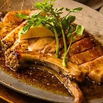 美明豚48時間熟成の豪快骨付きロース炭火焼き！！当店自慢の一品です♪