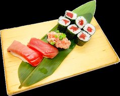 まぐろづくし　3貫+1本