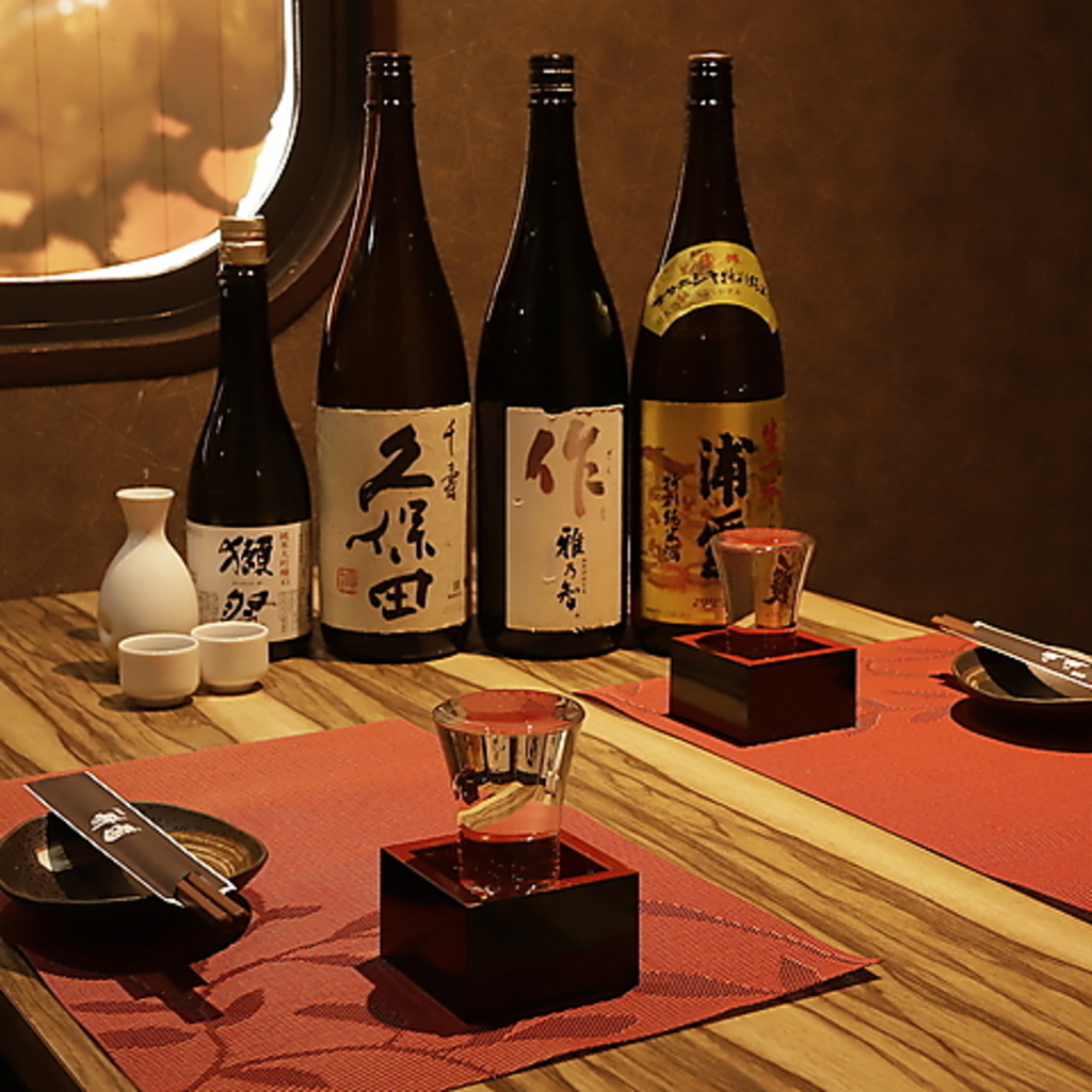 くつろぎの空間をテーマにデザイナーの手掛けた完全個室は様々な用途でご利用頂けます。