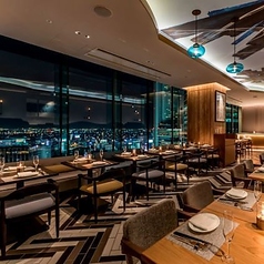 The Living Room with SKY BAR 三井ガーデンホテル名古屋プレミア18F特集写真1