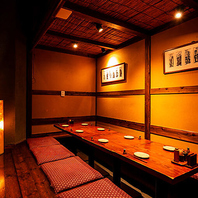 元金庫室でもある完全個室は、プライベート感が満載