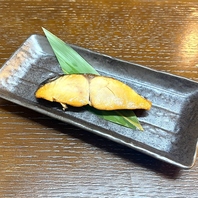 その日限りの出会いを楽しむ、店主厳選の日替わり10品