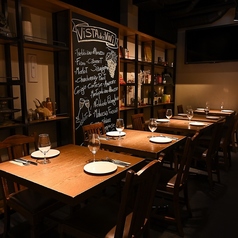 モニターも見れちゃうテーブル☆4＋2＋6席です