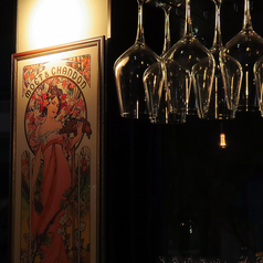 wine bar Reverbere ワインバーレベルベールの雰囲気2