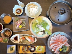 米沢牛黄木 金剛閣 すき焼き しゃぶしゃぶ 毘沙門のコース写真