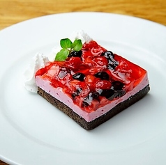 ダブルベリーフリケーキ