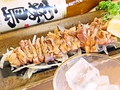 料理メニュー写真 鶏たたき（ニンニク醤油ｏｒポン酢）/鶏砂ずり刺し/鶏ハツ刺し