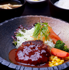 ハンバーグ定食各種（ごはんバー付き）