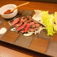 黒毛和牛のタタキ