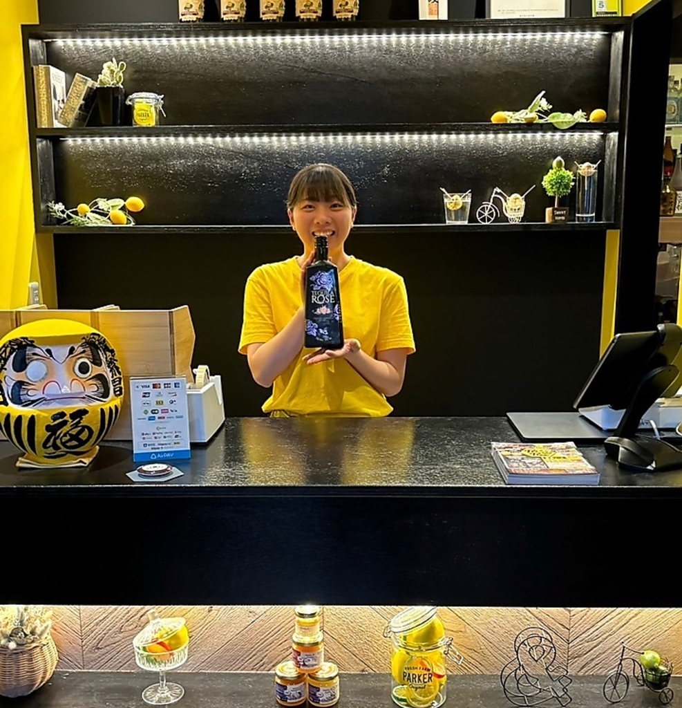 スタッフのおもてなしの心と美味しいお料理とドリンクが、お客様に満足いただけるよう努めています。