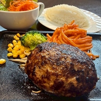 肉汁ぎゅっと押し込めたハンバーグ