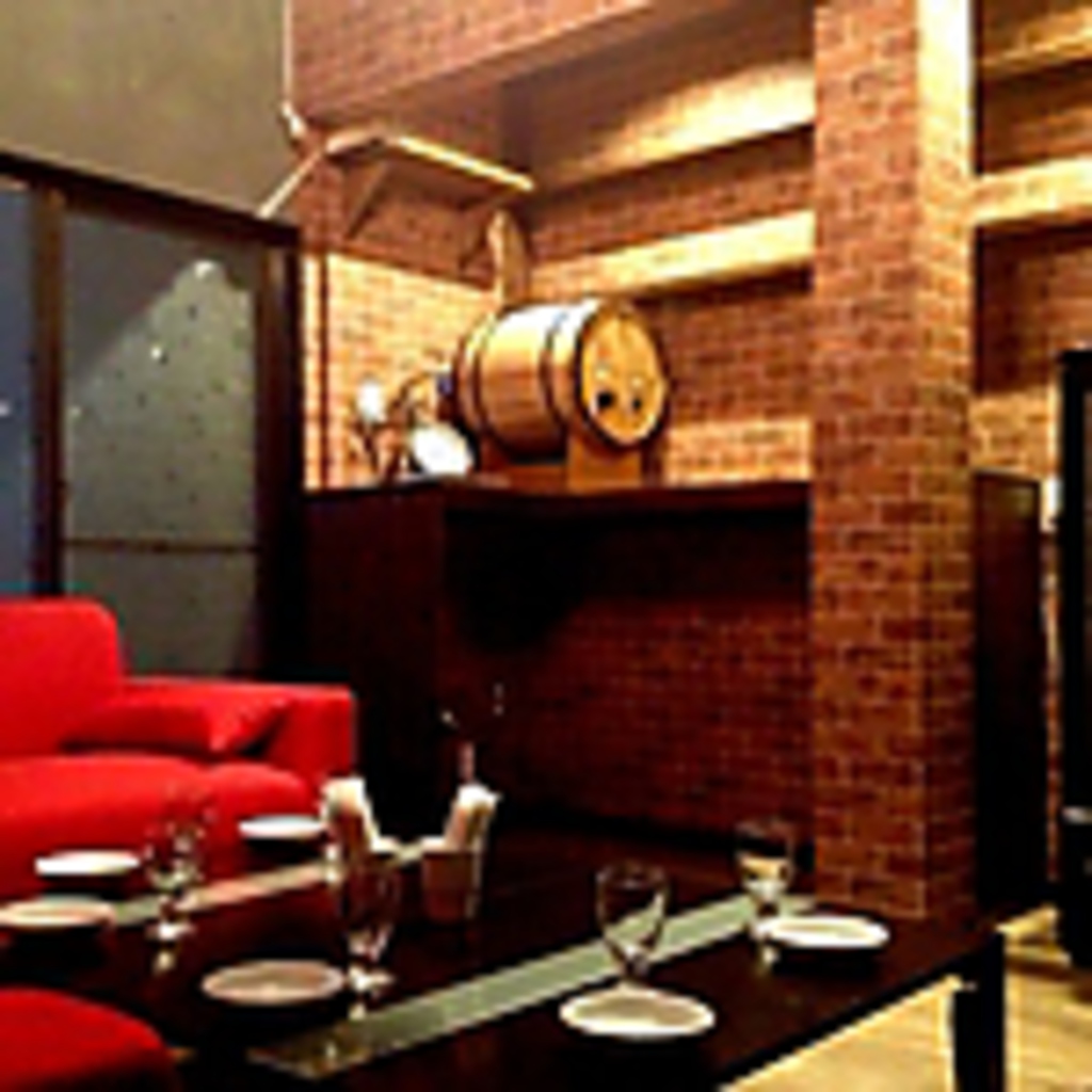 2階にある古城をイメージしたお部屋です。　【塚本 居酒屋 バル ワイン イタリアン 飲み放題 宴会】