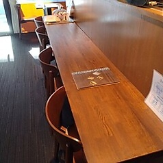 カウンター席