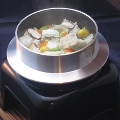 讃岐でんぶくのふぐ釜めし/オリーブ地鶏のとり釜めし 各