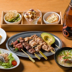 一番酒場 あぶりどりバリ鳥のコース写真