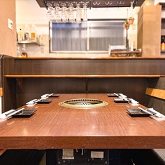 広々6名テーブル席!
