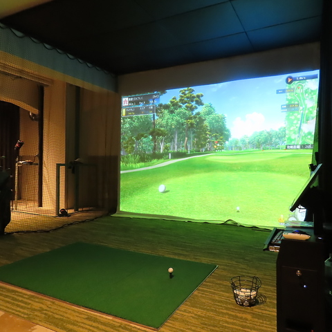 2階・3階はシミュレーションゴルフ完備！手ぶらで気軽に遊べる大人の遊び場。
