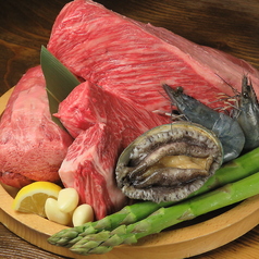 全席喫煙可　焼肉酒場　蜂ヤ　の写真2