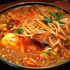 牛ホルモン鍋 1人前(2人前よりご注文可)