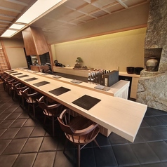 カウンター席を8席ご用意しております。