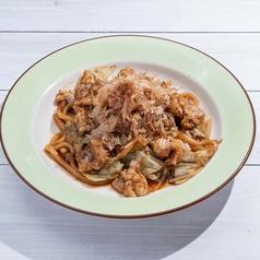 牛ホルモンの味噌焼うどん