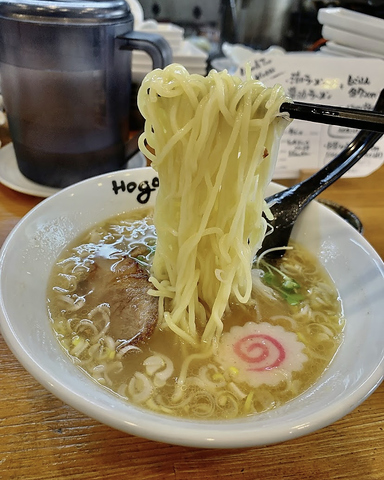 絶品中華そばも楽しめる居心地良い居酒屋♪