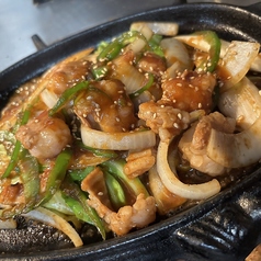 和牛ホルモン鉄板ランチ