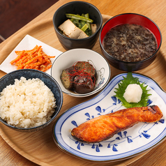釧路産 紅鮭定食