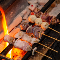 備長焼 焼鳥 まるの 早良店の写真2