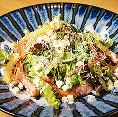 ゴロゴロベーコンのシーザーサラダ