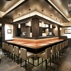 串の坊ならではの臨場感あふれるカウンター席をご用意。