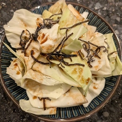 キャベツと塩昆布