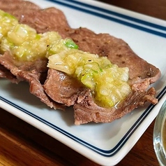 薄切り牛タンネギ塩