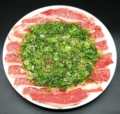 薄切りカルビの葱まみれ