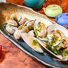 ●　あさりの潮バター蒸し