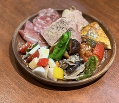 ピザ生地、逸品料理～デザートまで手作りしています◎