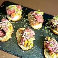 旨味が広がる至福の一口「ブルスケッタ」