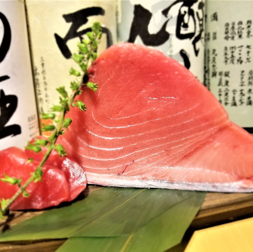 厳選仕入れの鮮度がよいマグロをお手頃価格でお召し上がりいただけます♪お酒のお供にピッタリです★
