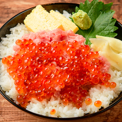 ねぎとろいくら丼（小）