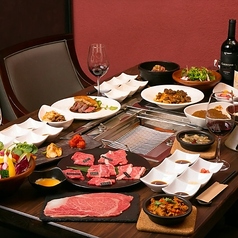 新鮮で深い味わいの「和牛」と色合いも重視した「野菜」