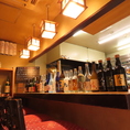 カウンター席(4席)は、お一人様やデート、しっぽり飲みたい夜にぴったりのお席。大切な方との素敵な時間をお過ごしいただけるよう、心を込めた手作り料理でおもてなしいたします◎お二人での会話もゆったりと弾む心地よい空間をご用意しておりますので、ぜひ一度ご利用ください♪皆様のご来店を心よりお待ちしております！