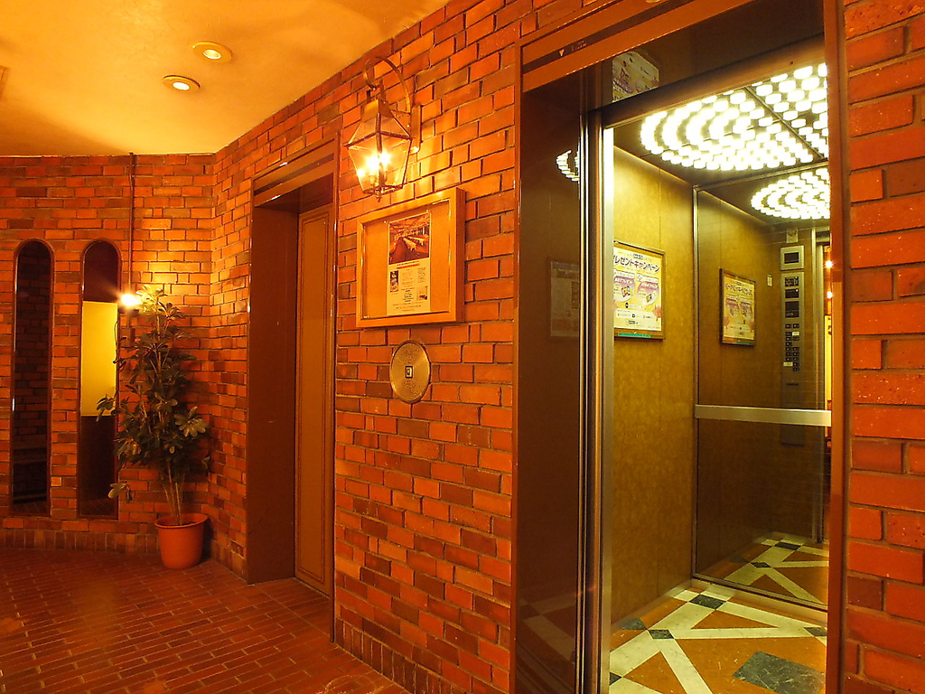 レンガ造りが特徴、スカイルーム♪