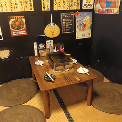 お子様連れでも安心な座敷席をご用意しています。お肉のほかに海鮮やおつまみ、ご飯やスープも楽しめます♪お子様に安心なソフトドリンクも豊富に揃っています。